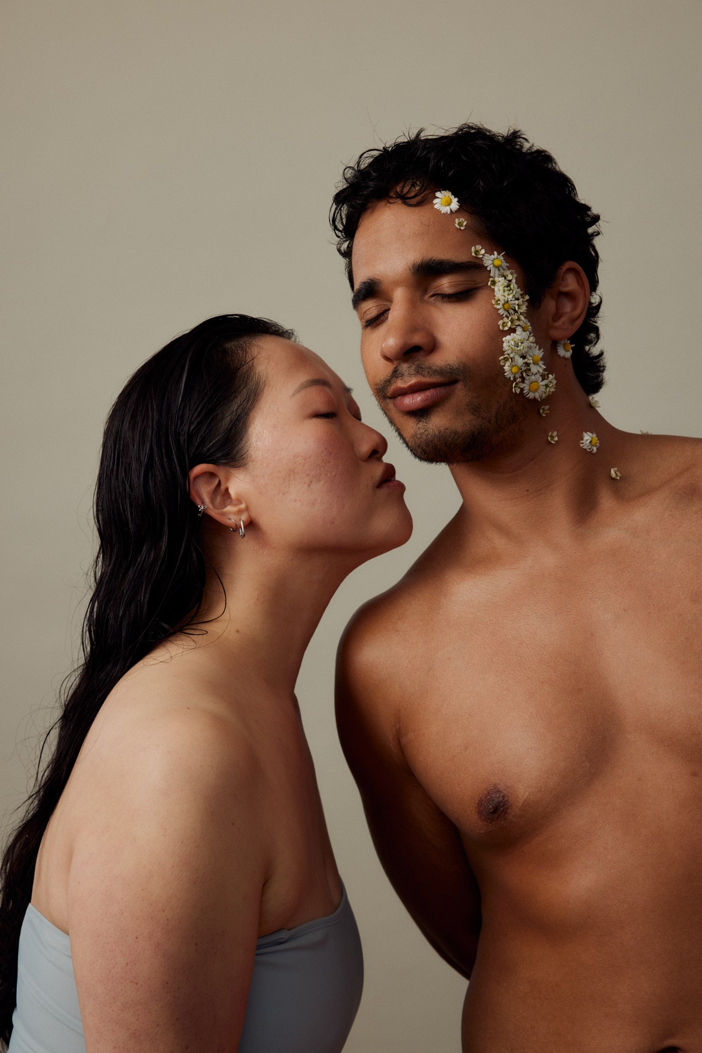 Creating Your Signature Scent: Nala’s Guide to Layering Scents