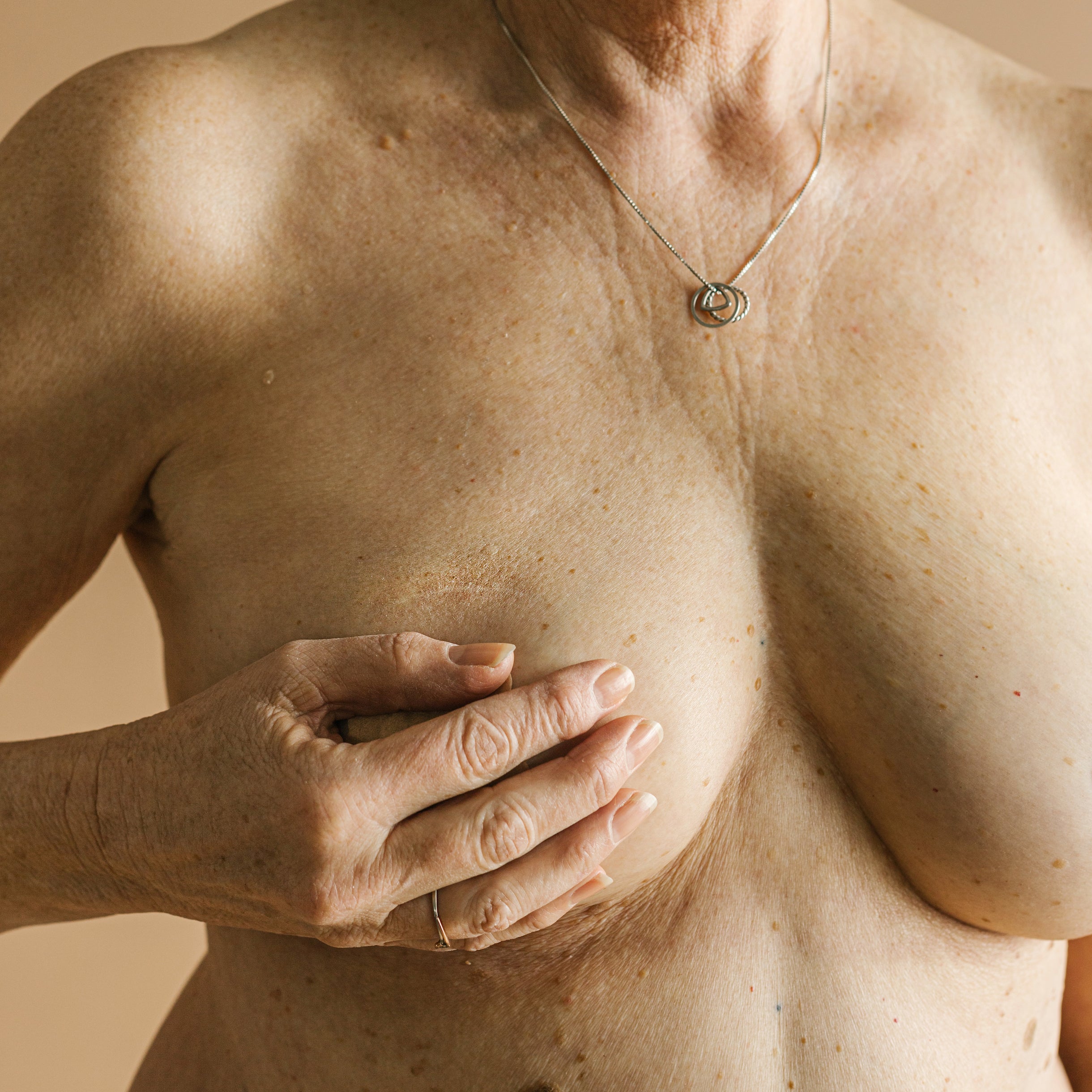 Breast Enlargement Essential Oil Frming Enhancement Breast Enlarge